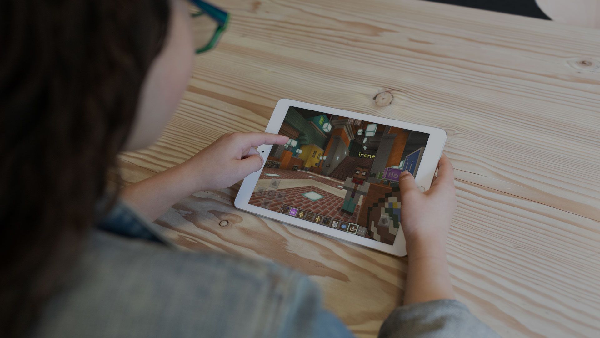 Free Minecraft Servers Engage Students During Covid-19